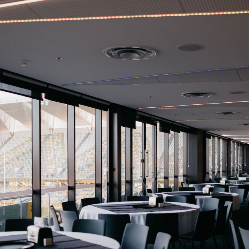 SUPER SUITE LOUNGE - TOWNSVILLE